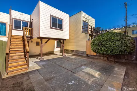 Exterior - 107 Venus St, San Francisco, CA 94124 photo 3 of 9