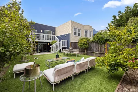 807 Vienna St, San Francisco, CA 94112 photo 2