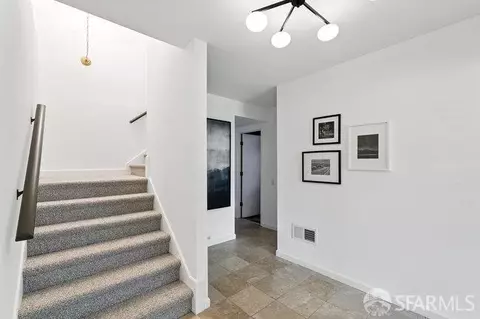 Entry Way - 2 Ora Way, San Francisco, CA 94131 photo 3 of 4
