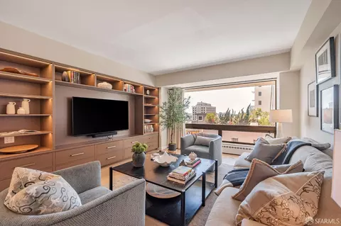 1177 California St #212, San Francisco, CA 94108