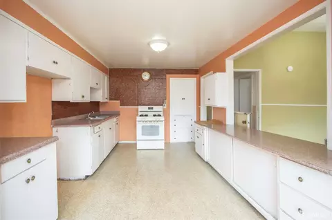 Kitchen - 2567 Bryant St, San Francisco, CA 94110 photo 1 of 3