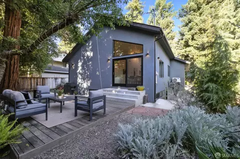 206 Donohoe St, East Palo Alto, CA 94303