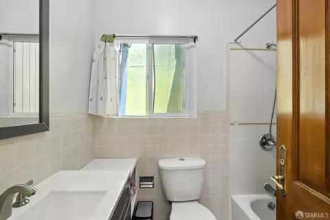 Bath - 715 Naples St, San Francisco, CA 94112 photo 1 of 3