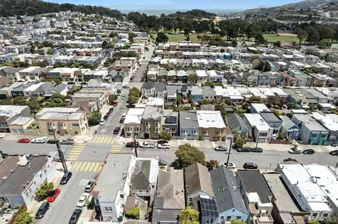 View/Area - 715 Naples St, San Francisco, CA 94112 photo 1 of 5
