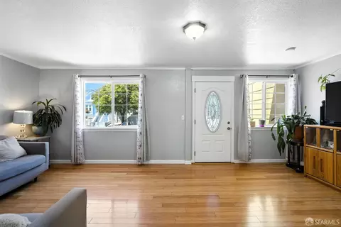 Entry Way - 715 Naples St, San Francisco, CA 94112 photo 1 of 3