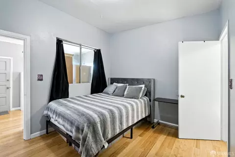 Bedroom - 715 Naples St, San Francisco, CA 94112 photo 10 of 10