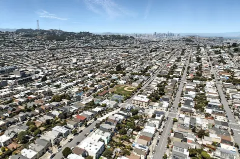 View/Area - 715 Naples St, San Francisco, CA 94112 photo 3 of 5