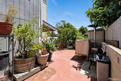Exterior - 715 Naples St, San Francisco, CA 94112 photo 5 of 8