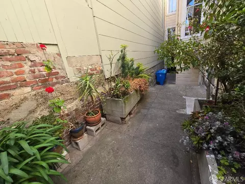 773 Chestnut St, San Francisco, CA 94133 photo 16