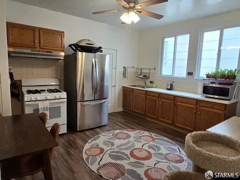 773 Chestnut St, San Francisco, CA 94133 photo 6