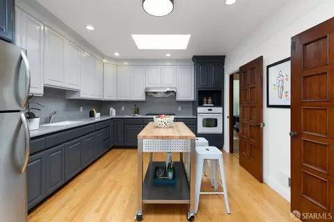 Kitchen - 1751 25th Ave, San Francisco, CA 94122 photo 2 of 2