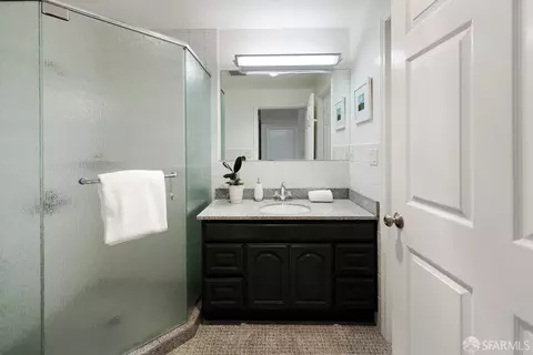Bath - 1751 25th Ave, San Francisco, CA 94122 photo 2 of 2