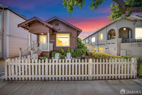 1252 Pearl St, Alameda, CA 94501