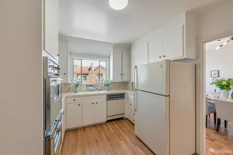Kitchen - 1601 34th Ave, San Francisco, CA 94122 photo 1 of 2