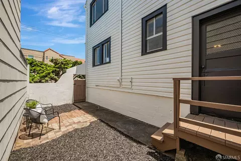 Exterior - 1601 34th Ave, San Francisco, CA 94122 photo 3 of 5