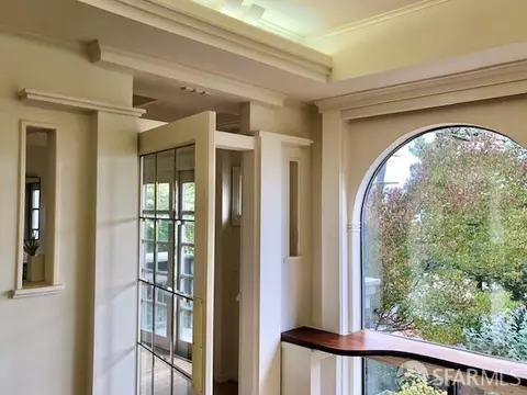 Entry Way - 363 Panorama Dr, San Francisco, CA 94131 photo 1 of 1