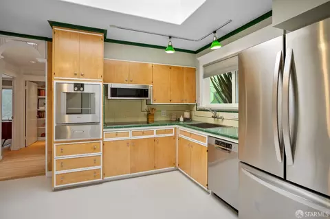 Kitchen - 363 Panorama Dr, San Francisco, CA 94131 photo 1 of 1