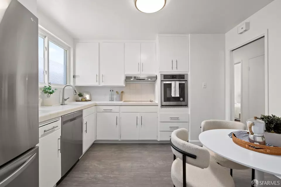 Kitchen - 31 Canterbury Ave, Daly City, CA 94015 photo 2 of 2