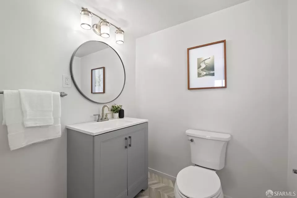 Bath - 31 Canterbury Ave, Daly City, CA 94015 photo 2 of 2