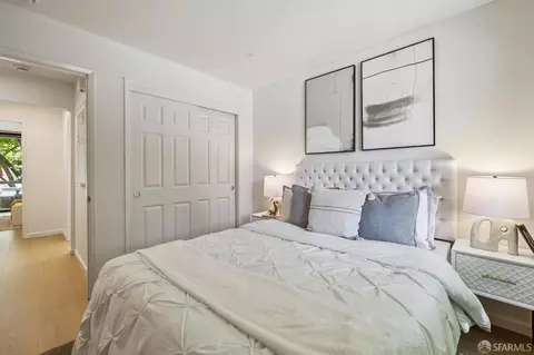Bedroom - 229 Cypress Point Dr, Mountain View, CA 94043 photo 4 of 5