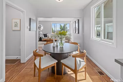 Dining - 939 Innes Ave, San Francisco, CA 94124 photo 2 of 3