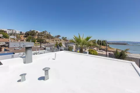View/Area - 939 Innes Ave, San Francisco, CA 94124 photo 3 of 22