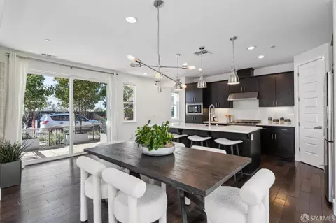 Dining - 2768 Bette St, Alameda, CA 94501 photo 1 of 7