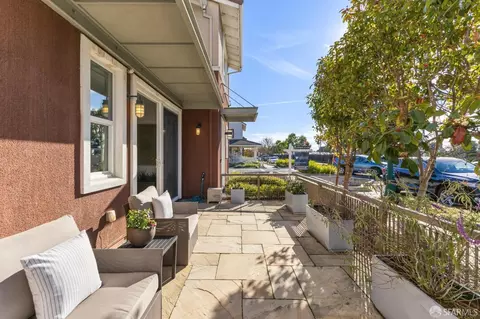Exterior - 2768 Bette St, Alameda, CA 94501 photo 1 of 6