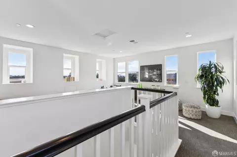 Entry Way - 2768 Bette St, Alameda, CA 94501 photo 3 of 3