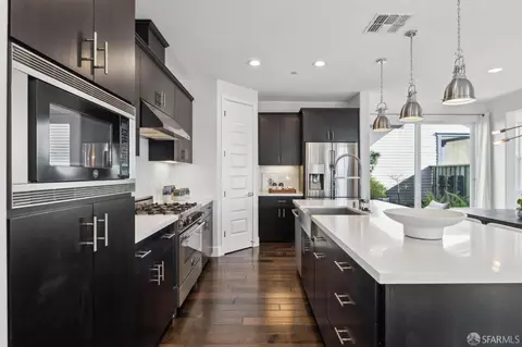 Kitchen - 2768 Bette St, Alameda, CA 94501 photo 3 of 4