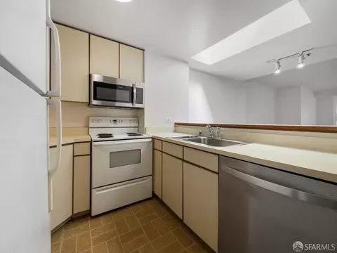 601 Van Ness Ave #71, San Francisco, CA 94102 photo 11