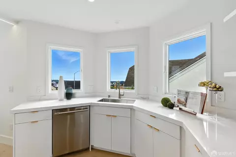 160 Upland Dr, San Francisco, CA 94127 photo 14