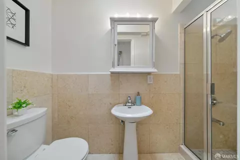 Bath - 29 Cameo Way, San Francisco, CA 94131 photo 2 of 3