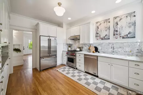 Kitchen - 560 18th Ave, San Francisco, CA 94121 photo 1 of 5