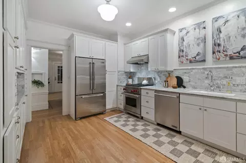 Kitchen - 560 18th Ave, San Francisco, CA 94121 photo 5 of 5