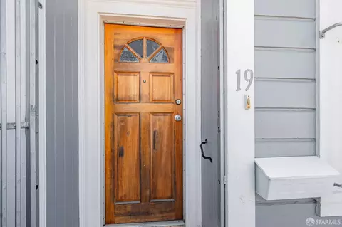 Entry Way - 19 Farallones St, San Francisco, CA 94112 photo 1 of 2