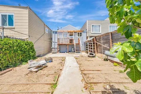 Exterior - 19 Farallones St, San Francisco, CA 94112 photo 8 of 8