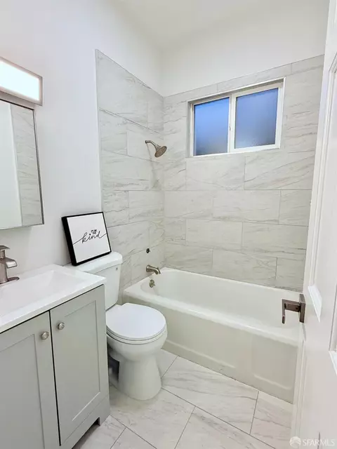 Bath - 168 5th St, Richmond, CA 94801 photo 1 of 1