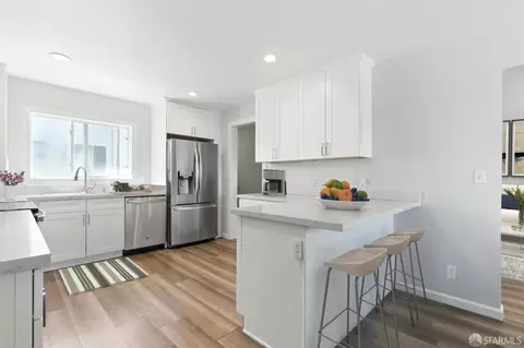 Kitchen - 529 37th Ave, San Francisco, CA 94121 photo 1 of 4