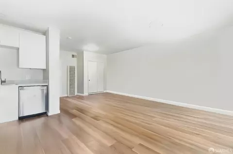 Living - 529 37th Ave, San Francisco, CA 94121 photo 7 of 7