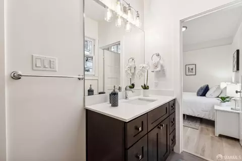 Bath - 1015 Key Ave, San Francisco, CA 94124 photo 1 of 3