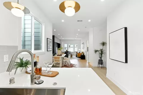 Entry Way - 243 Granada Ave, San Francisco, CA 94112 photo 6 of 7