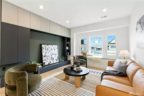 Living - 243 Granada Ave, San Francisco, CA 94112 photo 3 of 6