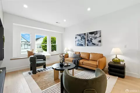 Living - 243 Granada Ave, San Francisco, CA 94112 photo 2 of 6