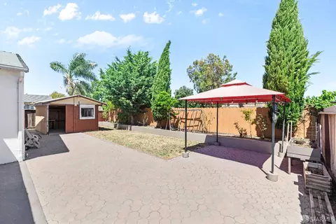 Exterior - 28378 Thackeray Ave, Hayward, CA 94544 photo 9 of 20
