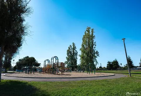 Other - 28378 Thackeray Ave, Hayward, CA 94544 photo 8 of 13