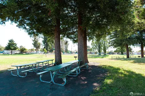 Exterior - 28378 Thackeray Ave, Hayward, CA 94544 photo 11 of 20