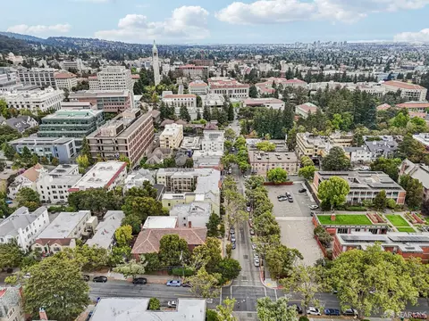 View/Area - 1767 Euclid Ave #4, Berkeley, CA 94709 photo 8 of 12