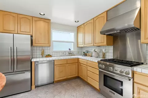 1731 40th Ave, San Francisco, CA 94122 photo 13