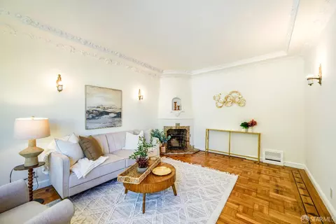 Living - 225 Cotter St, San Francisco, CA 94112 photo 2 of 8
